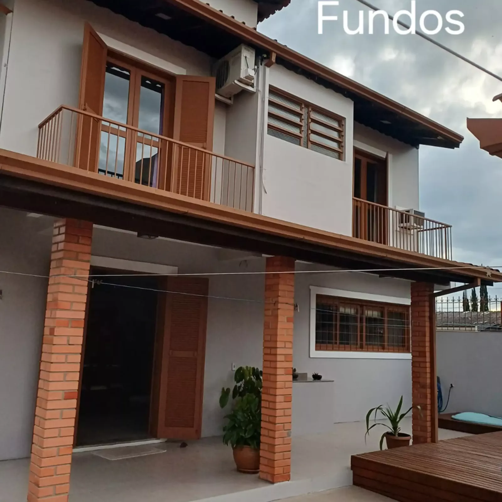 Fundos da casa 