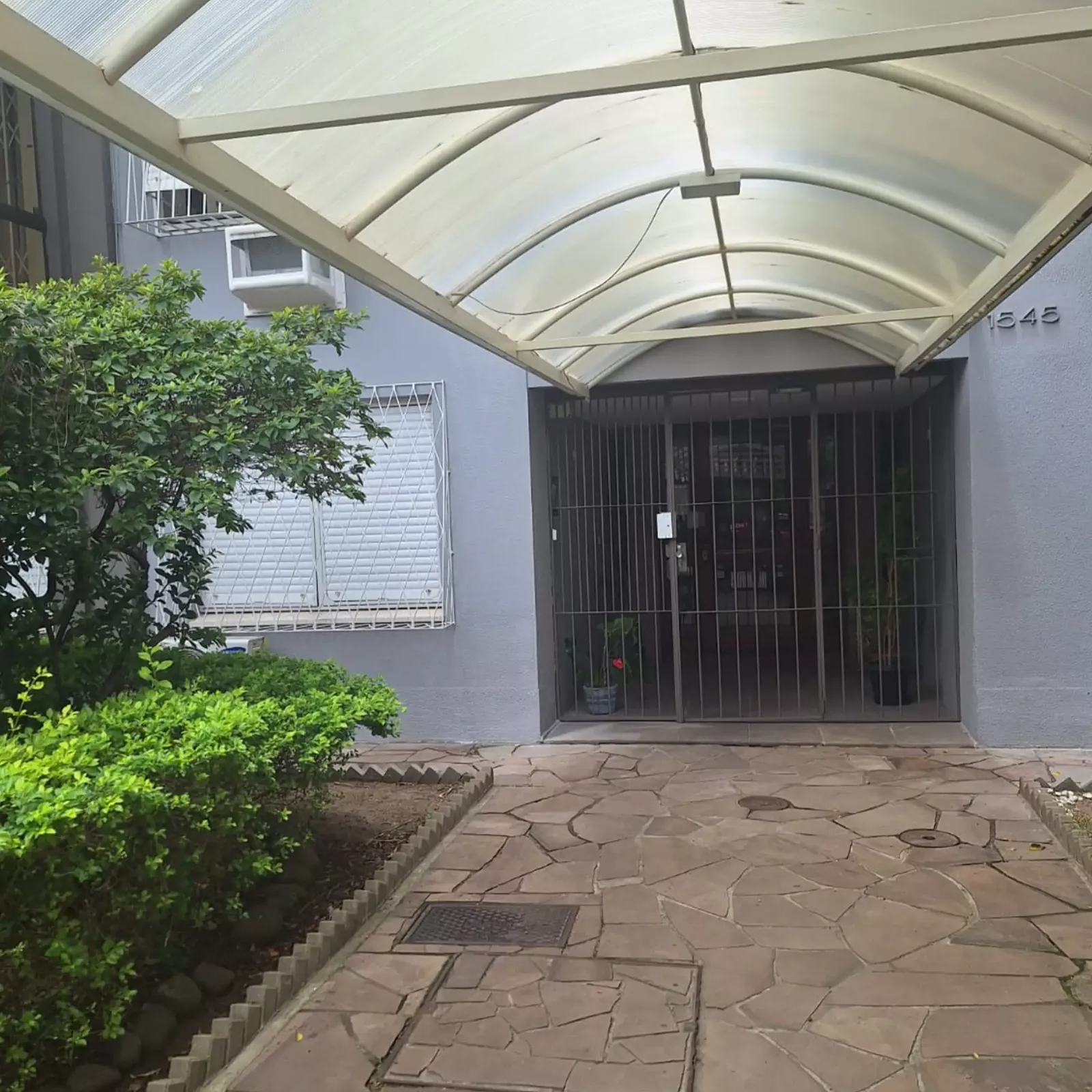 Entrada do prédio 