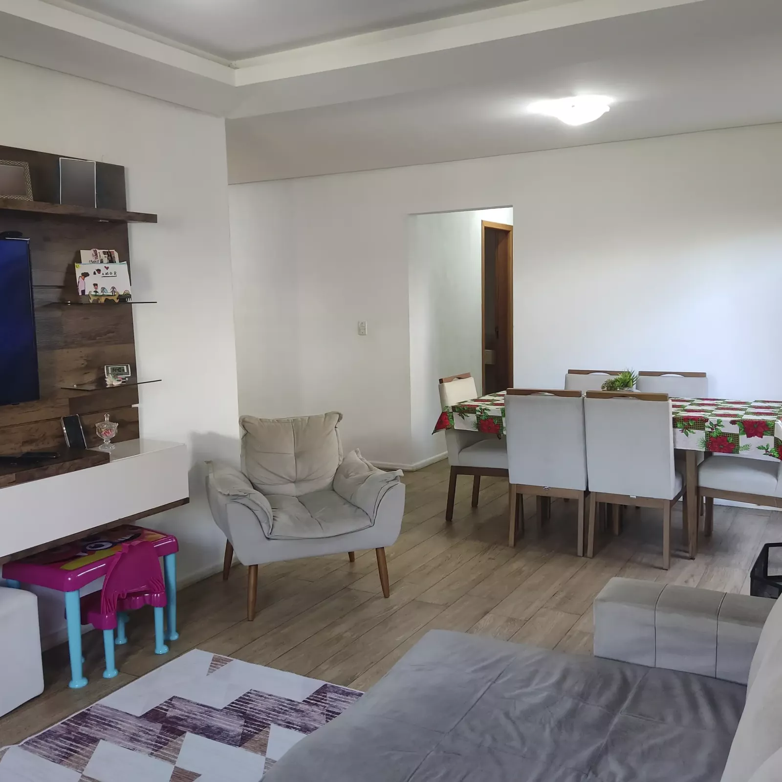 Sala de estar e jantar 
