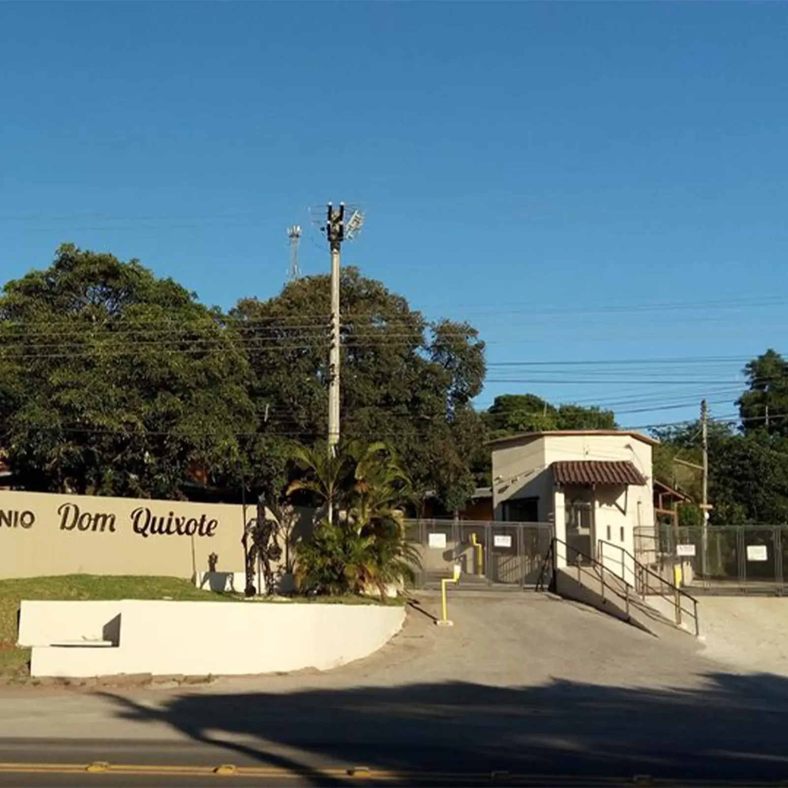 Entrada do Condomínio