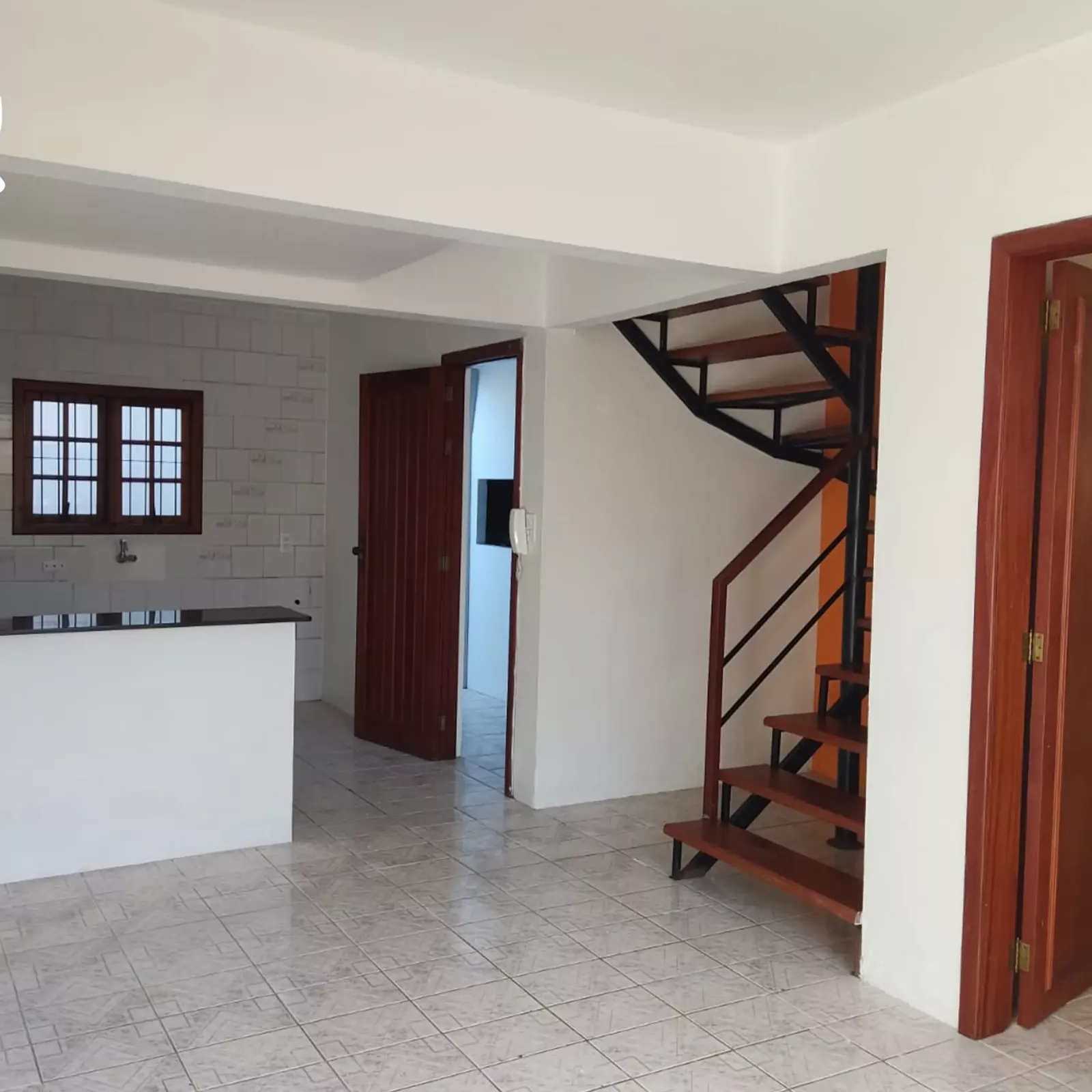 Sala de estar e jantar 