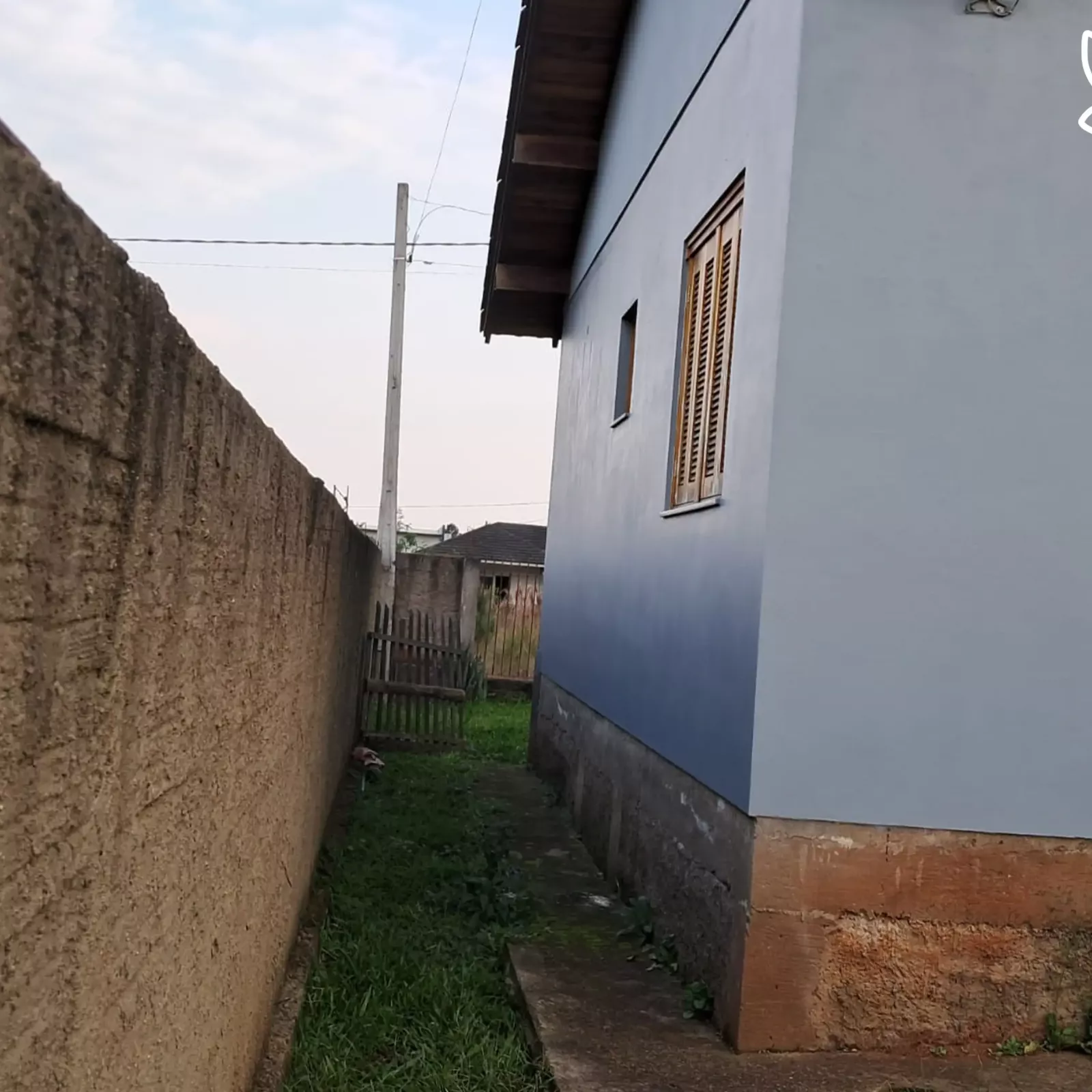 Lateral da casa