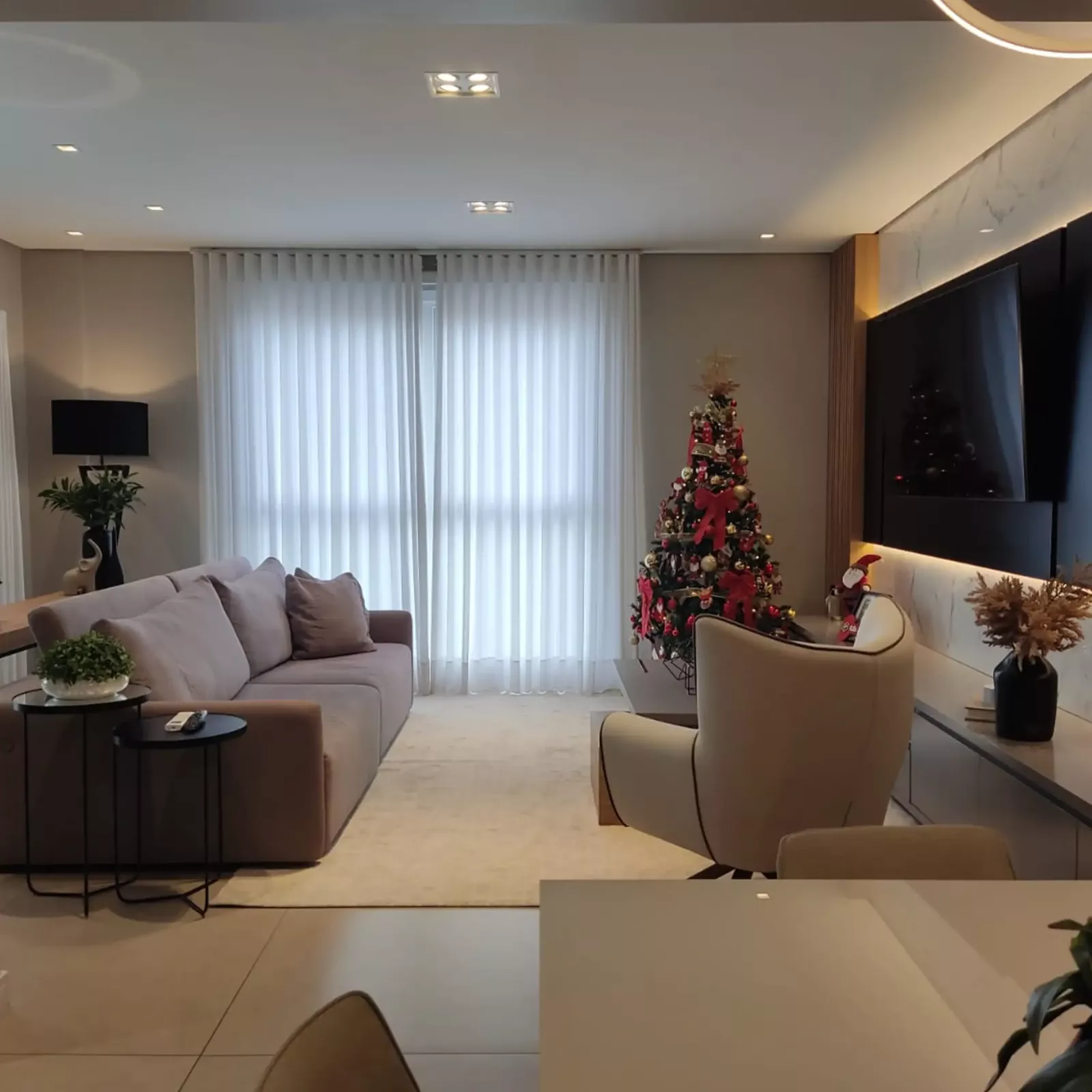 Sala de estar e jantar 