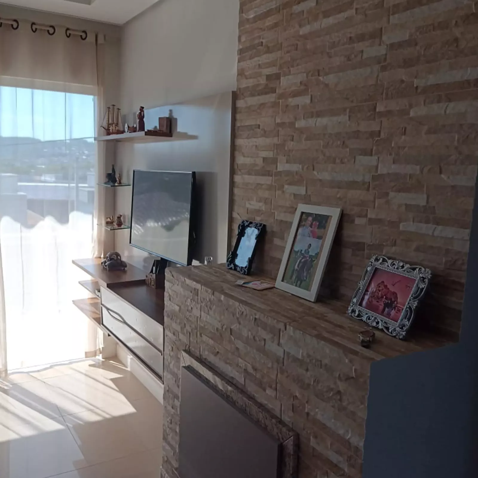 Sala de estar e jantar 