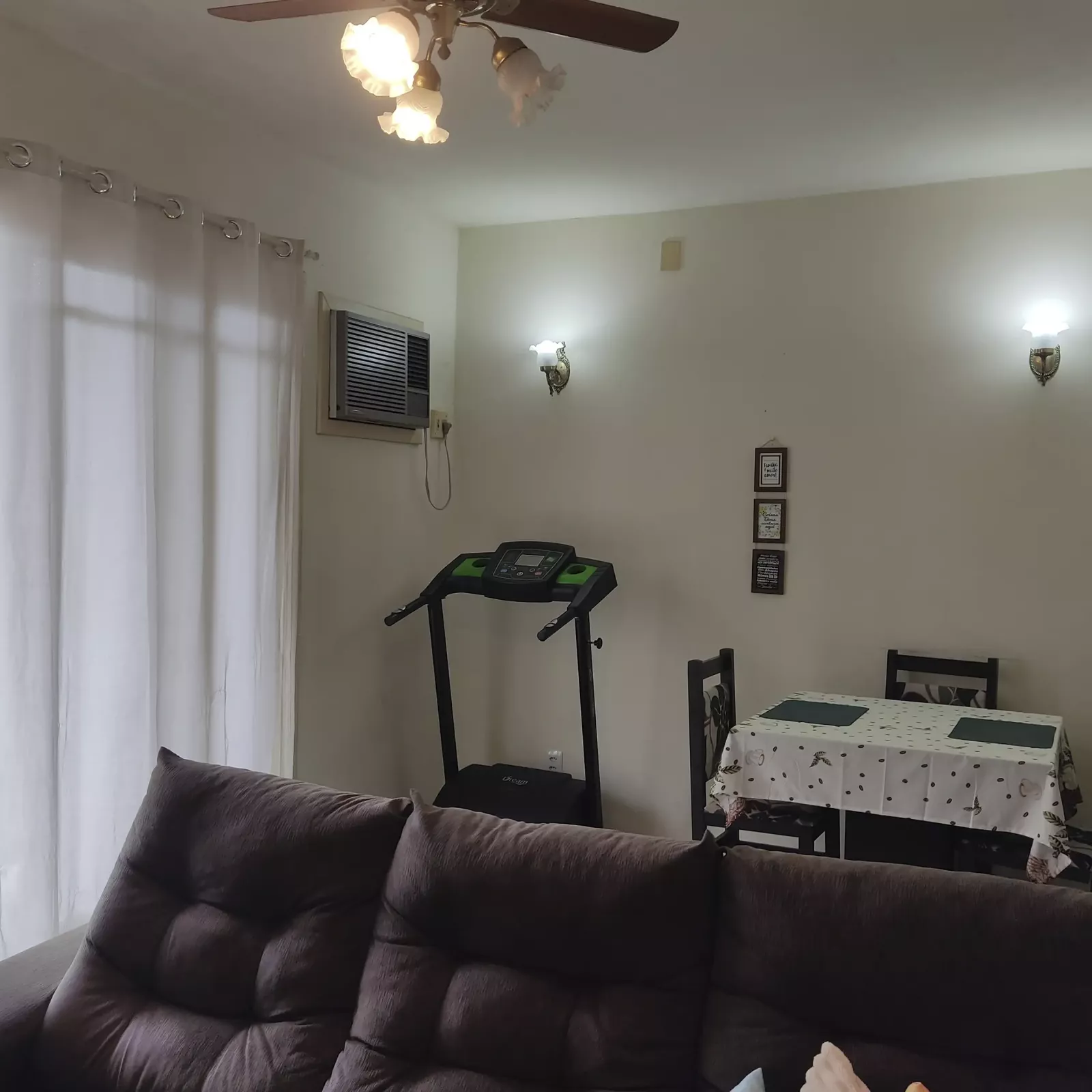 Sala de estar e jantar