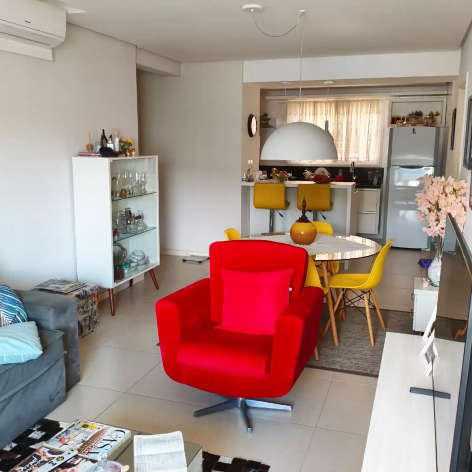 Sala de estar e jantar