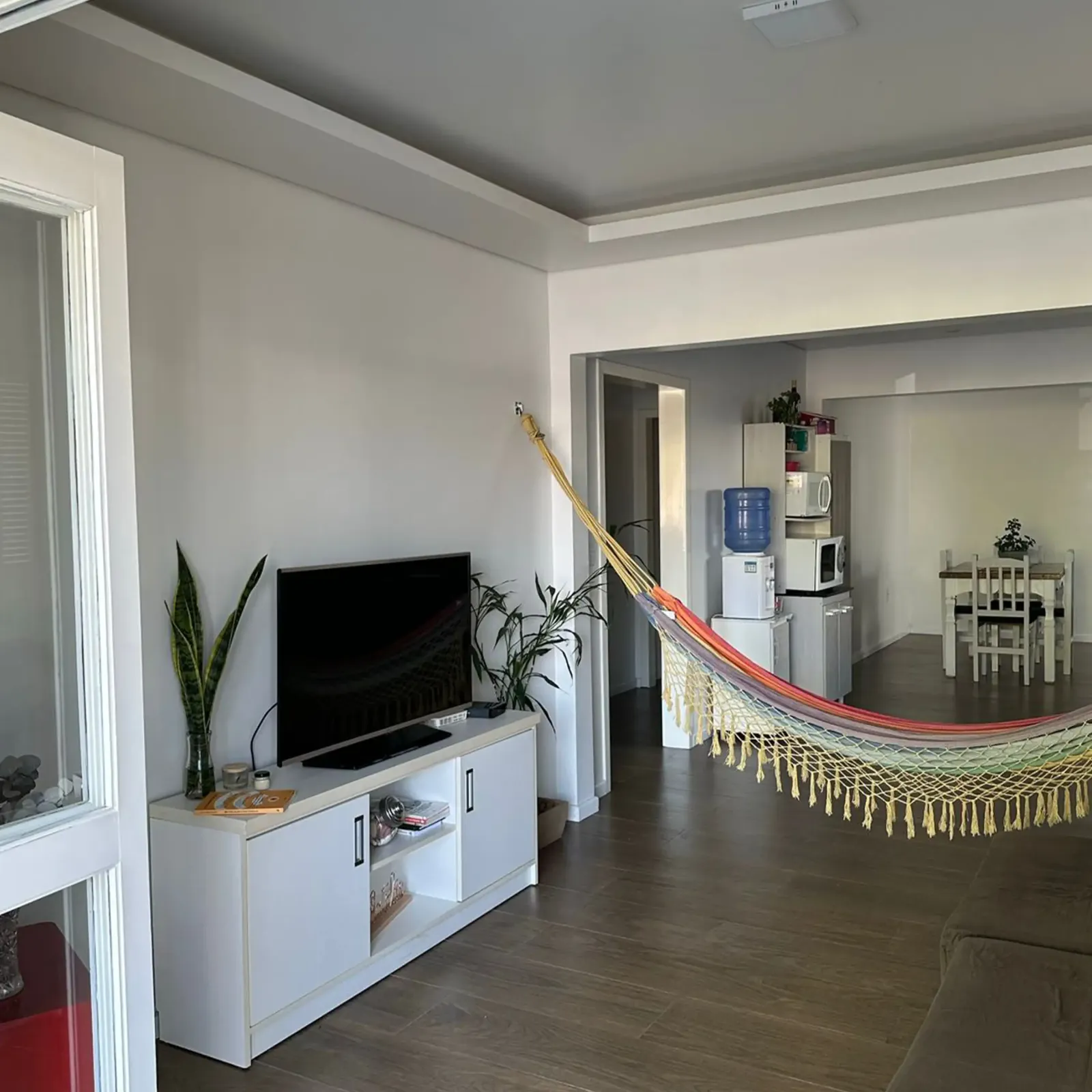 Sala de estar e jantar 