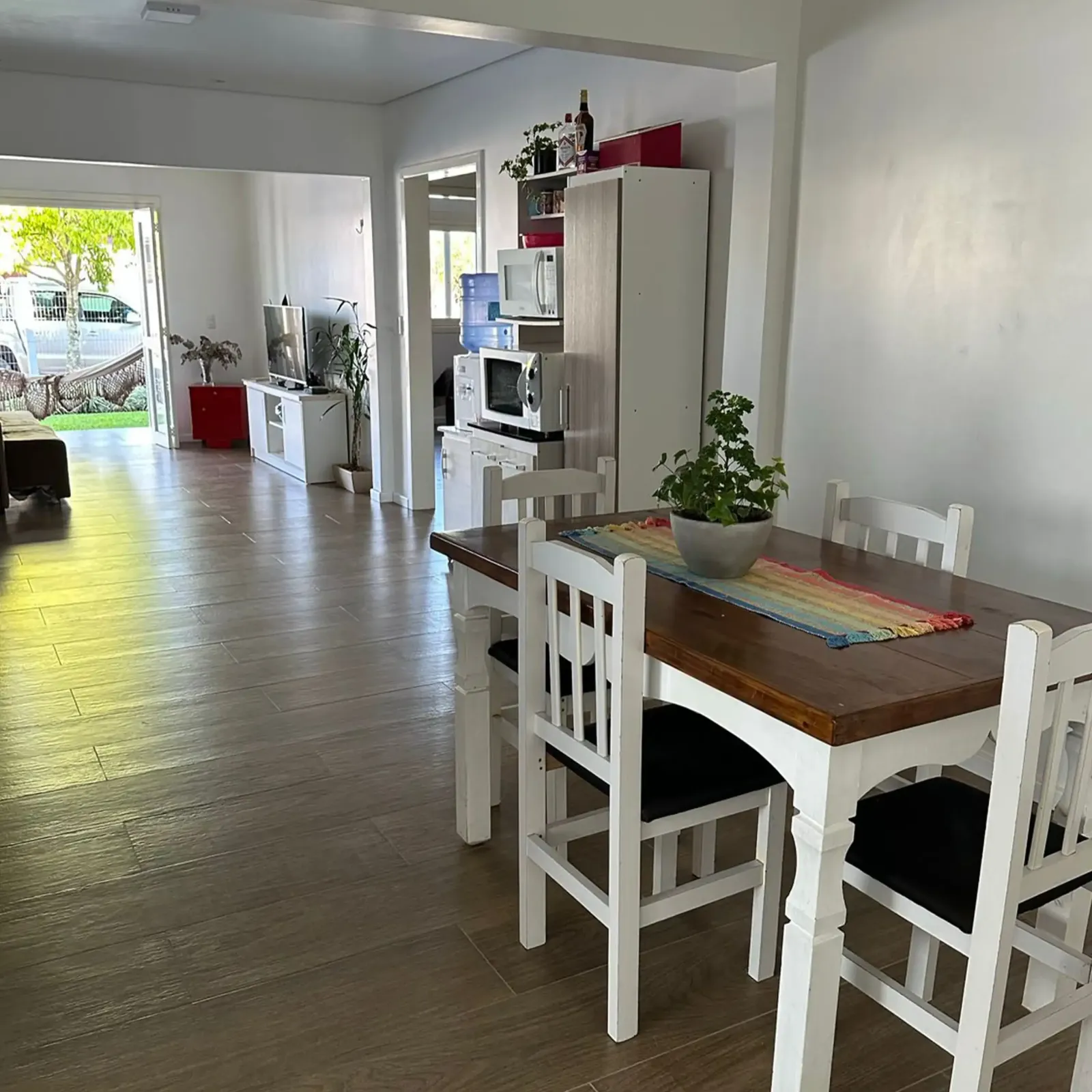 Sala de estar e jantar