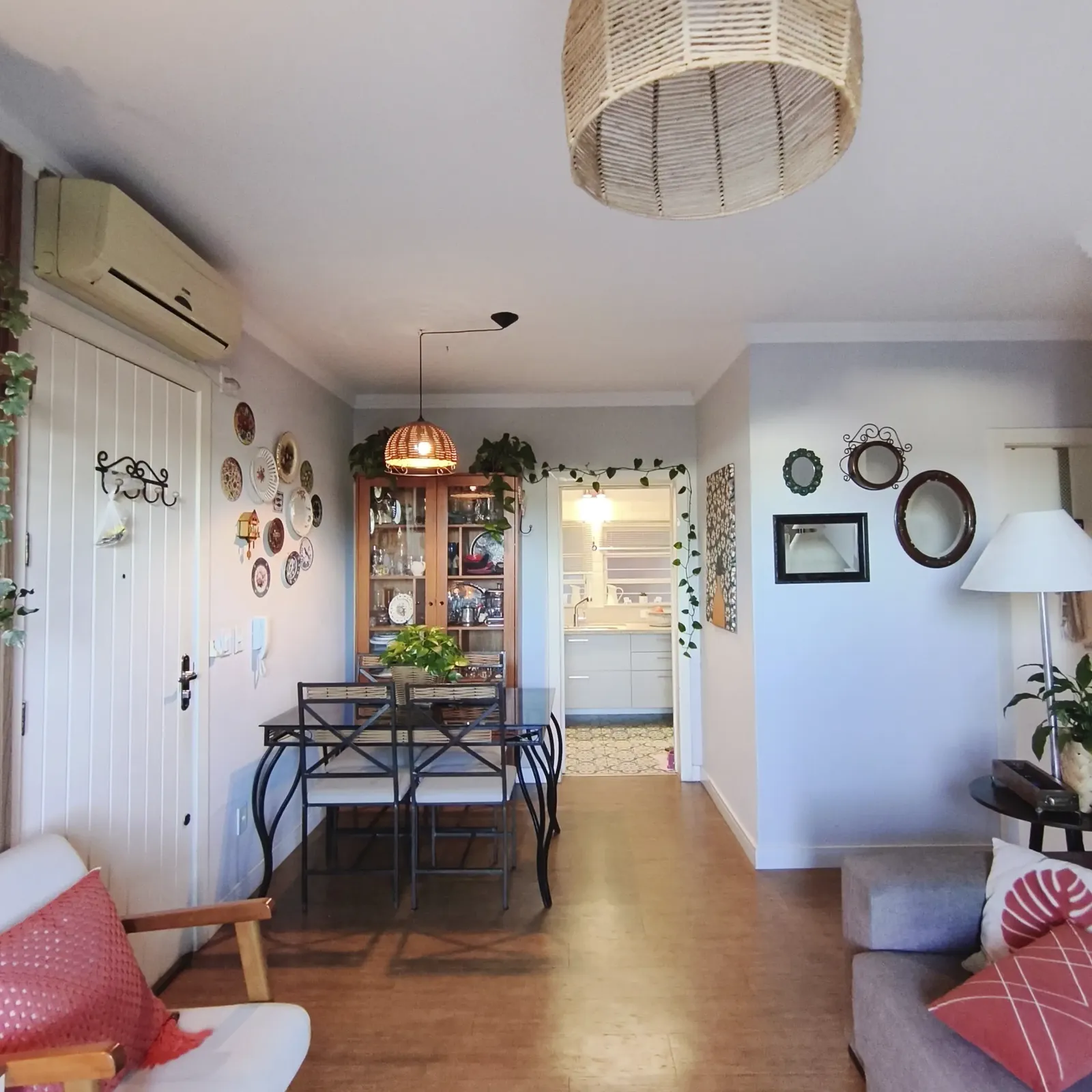 Sala de estar e jantar 
