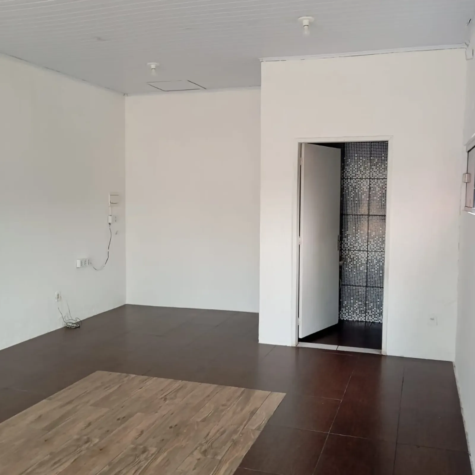 Fundos da sala