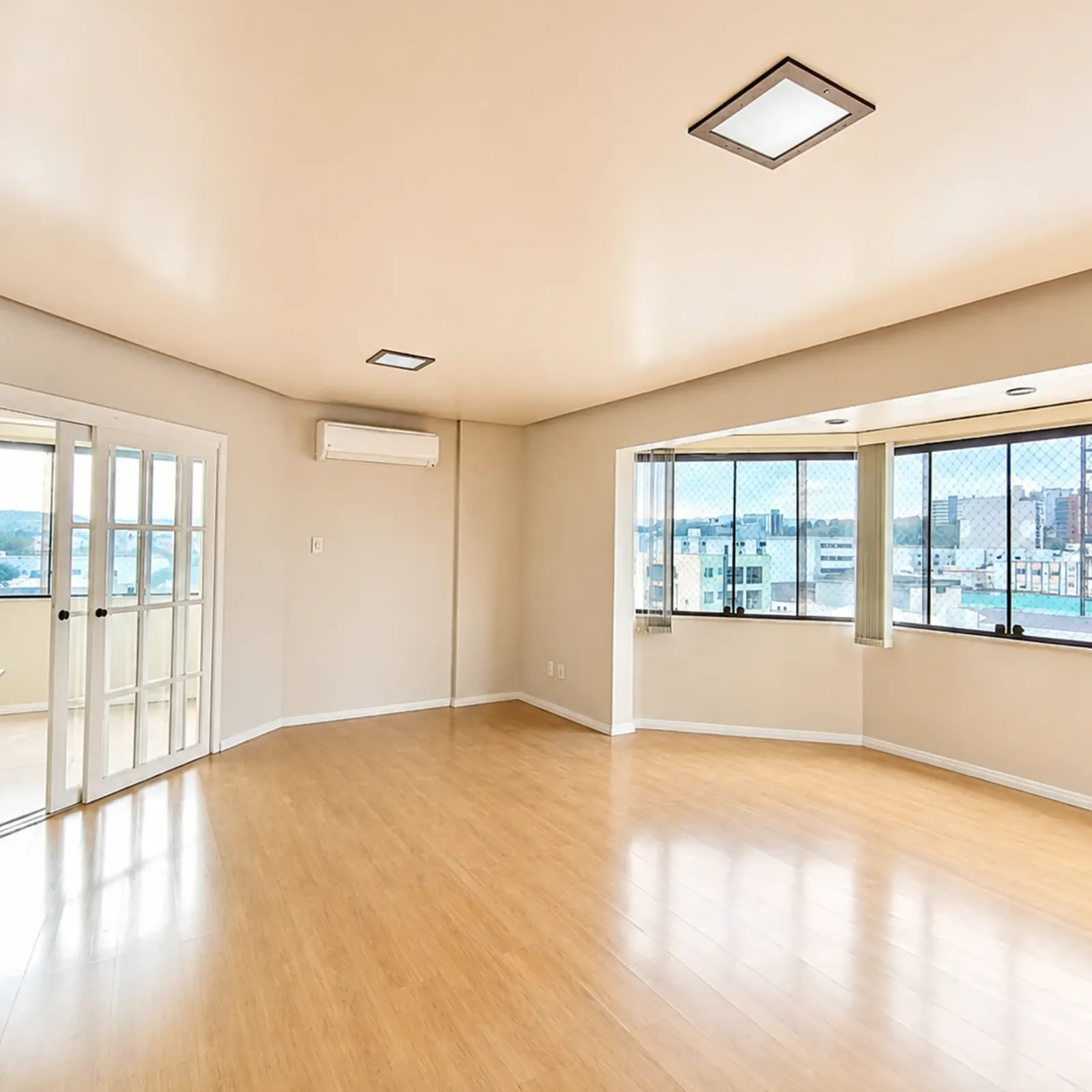 sala de estar ampla
