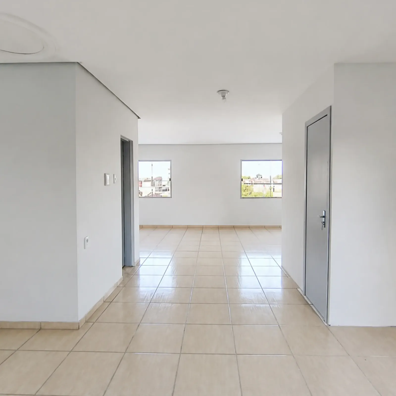 Ambiente amplo segundo andar com banheiro