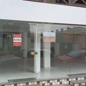 Sala comercial com ampla vitrine
