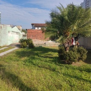 Frente do terreno 